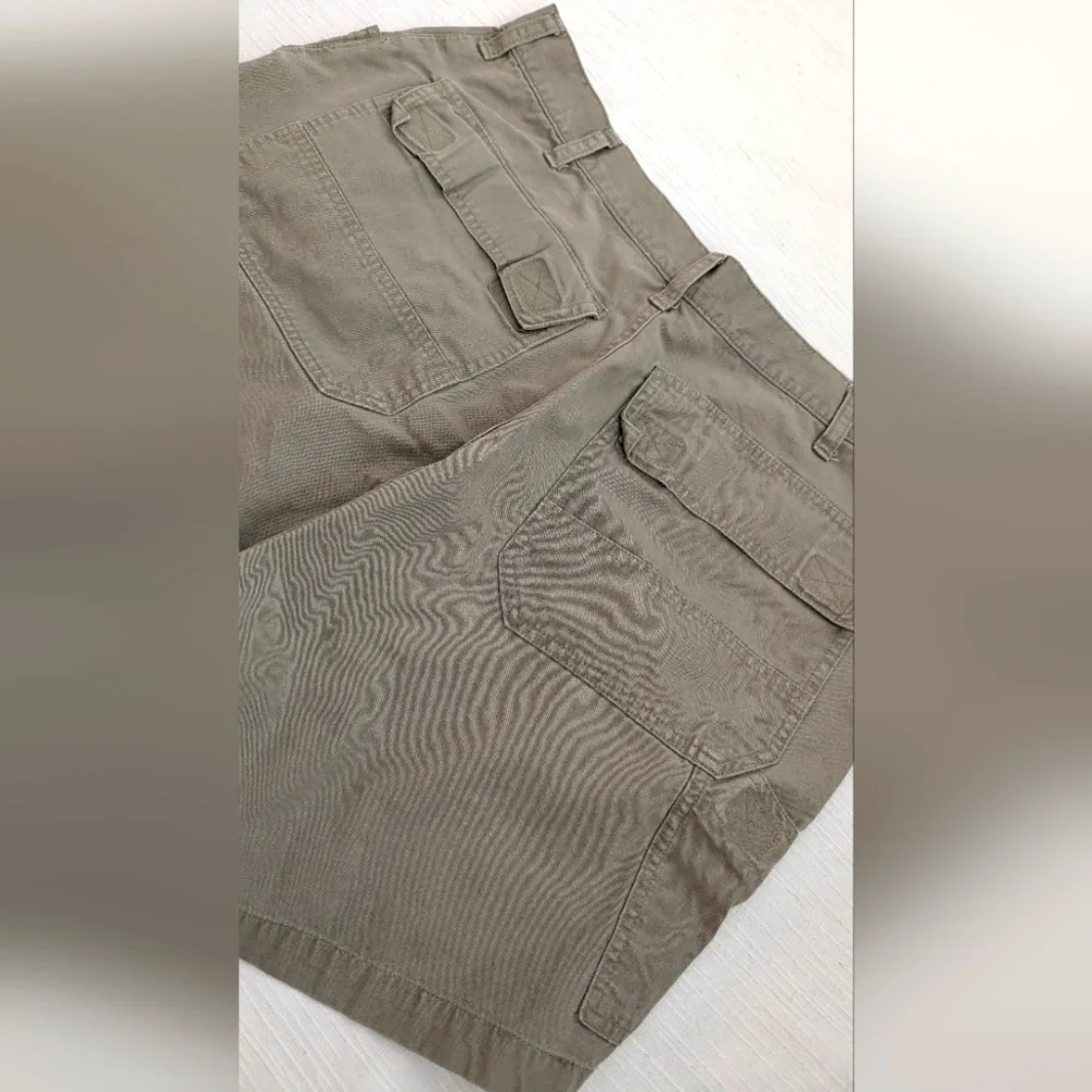 REI Cargo Mans  Cargo Pockets Hiking Outdoor Khaki Short  Size 36